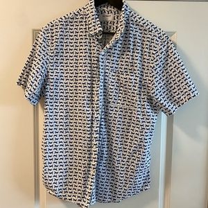 Short sleeve Old Navy Shirt